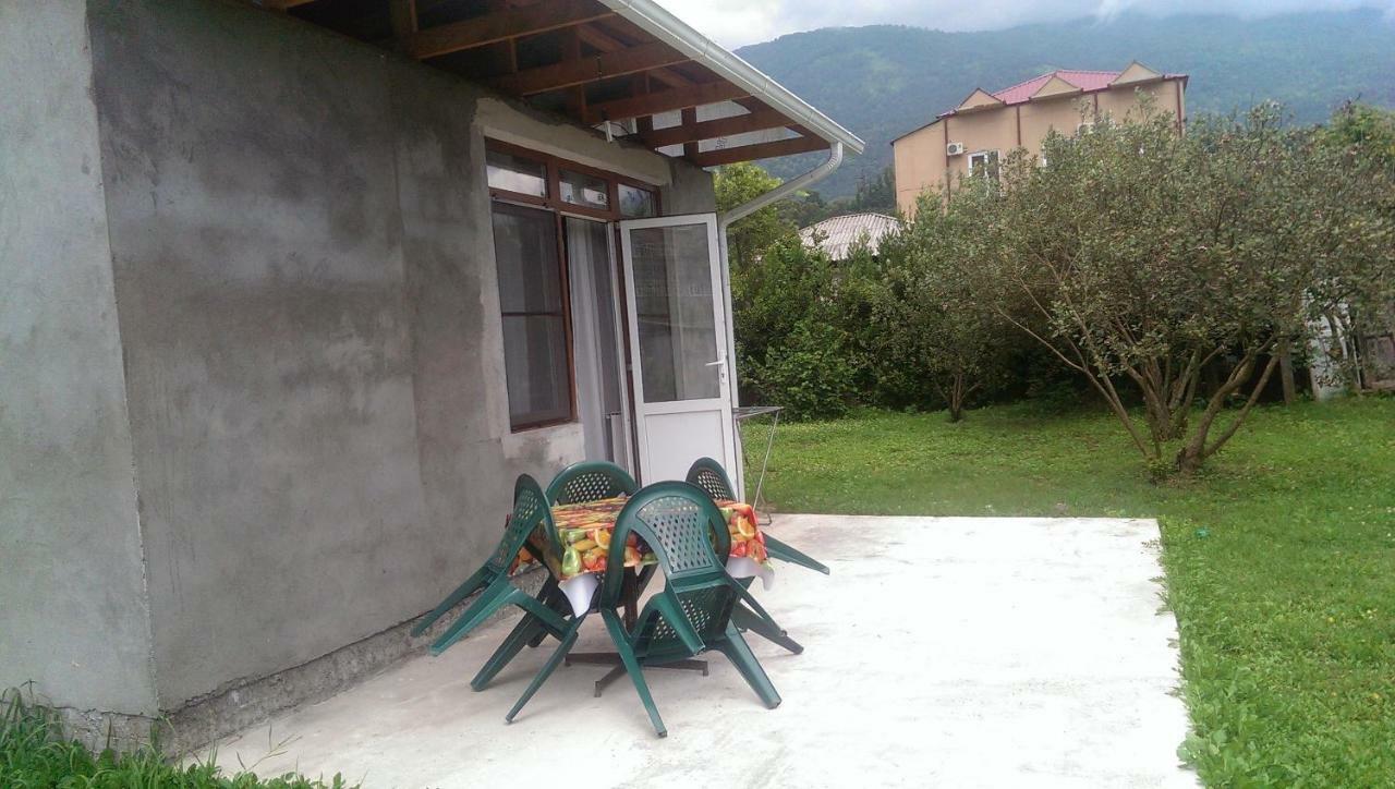 Tikhaya Gavan Guest House Gagra Exterior foto